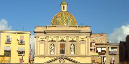 Kirche Santa Croce e Purgatorio al Mercato