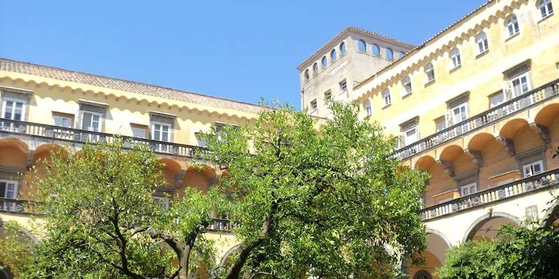 Kreuzgang San Gregorio Armeno