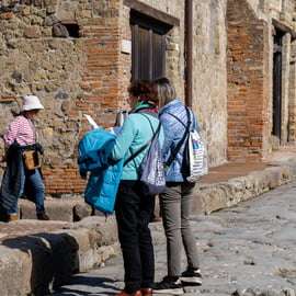 Pompeji: Tagestour durch Pompeji und den Vesuv mit Bustransfer
