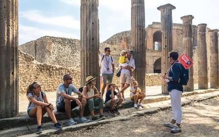 Sorrent: Ganztagestour nach Pompeji und zum Vesuv
