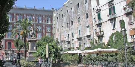 Piazza Bellini