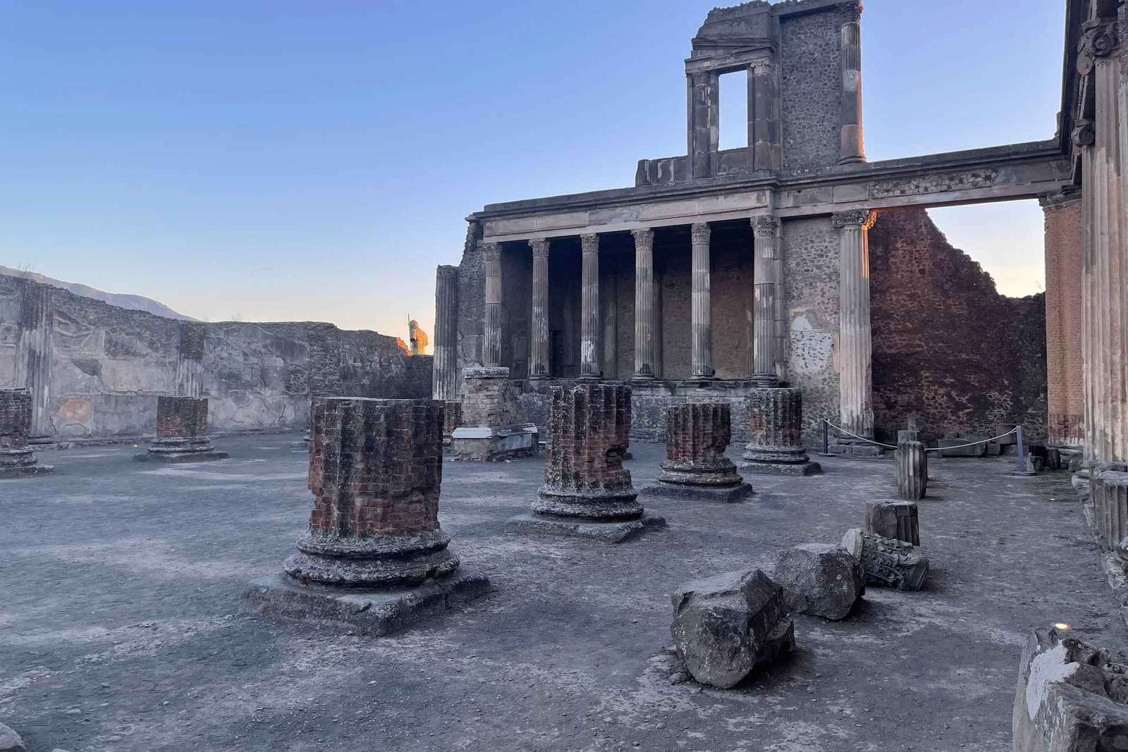 Ab Positano: Ruinen von Pompeji Kleingruppentour mit Führung