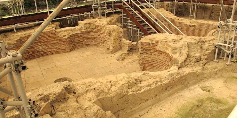 Archäologisches Gebiet des Komplexes von Santa Chiara