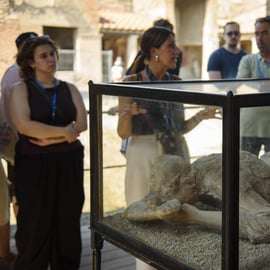 Pompeji Führung ab Neapel: Forum, Lupanar, Thermopolium