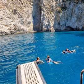 Von Sorrento aus: Capri Bootstour mit Besuch der Blauen Grotte