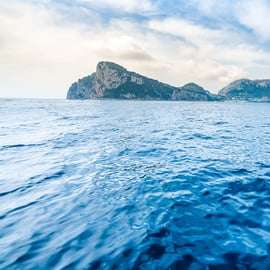 Capri Bootsfahrt ab Sorrent mit Badestopp und freier Zeit