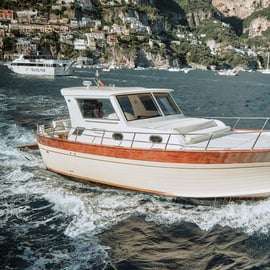 Sonnenuntergangsfahrt ab Positano im Gozzo mit Aperitivo