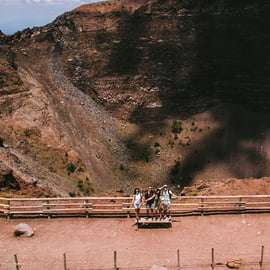 Von Neapel aus: Vesuv Easy Tour