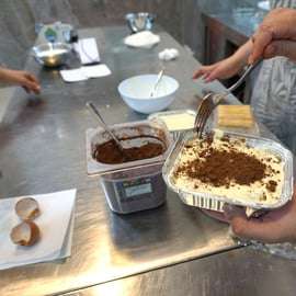 Pizza Kochkurs Neapel mit Tiramisu und Limoncello