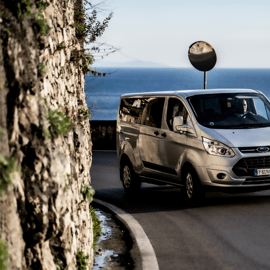 Neapel: Gemeinsamer Shuttle-Transfer nach Sorrento