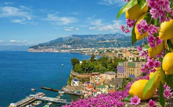 Amalfiküste Tour ab Neapel: Sorrent, Positano und Amalfi