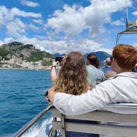 Von Neapel aus: Tagestour zur Amalfiküste mit Sorrent und Positano