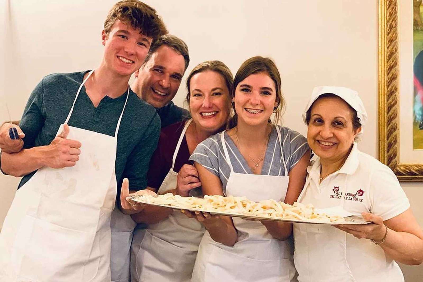 Sorrento: Pasta- und Tiramisu-Kochkurs mit Wein