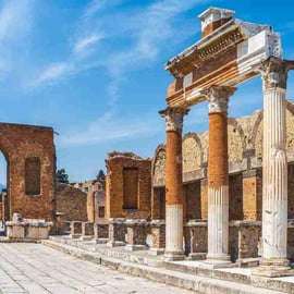 Von Neapel: Besuche die Ausgrabungen von Pompeji und den Vesuv mit Führung und Skip-the-line-Ticket