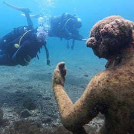 Schnuppertauchen in Baia im versunkenen Archäologiepark