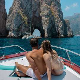 Ab Positano: Tagestour zur Küste von Sorrent und Capri mit dem Boot