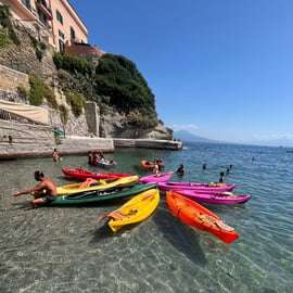 Neapel: Wilde Kajaktour Posillipo