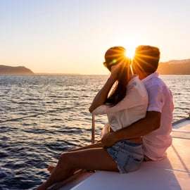 Amalfi: Amalfiküste und Positano Sonnenuntergangs-Kreuzfahrt mit Getränken