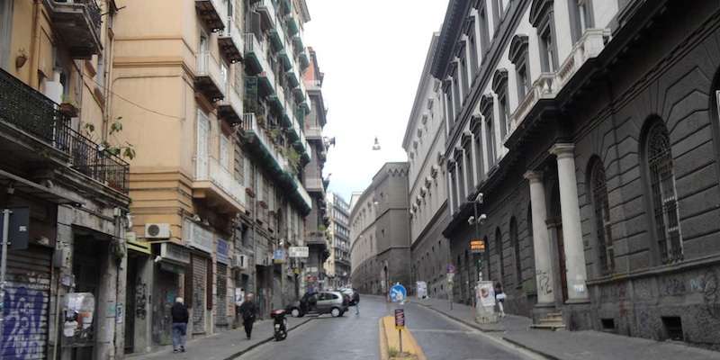 Via Mezzocannone