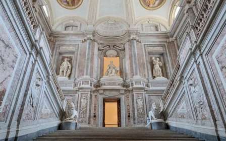 Caserta: Royal Palace Ticket und Zug oder Audioguide Option