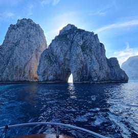 Von Sorrento aus: Capri Bootstour mit Besuch der Blauen Grotte
